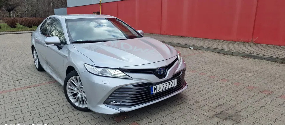 Toyota Camry cena 123900 przebieg: 125354, rok produkcji 2020 z Warszawa małe 781